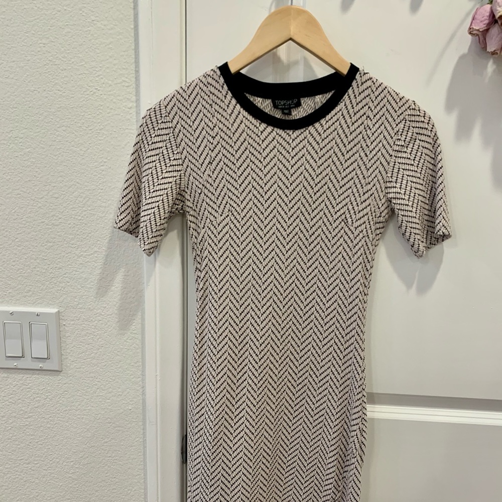 TOPSHOP Mini Bodycon Chevron Dress
